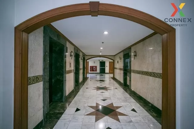 FOR RENT condo , Las Colinas , high floor , MRT-Sukhumvit , Khlon